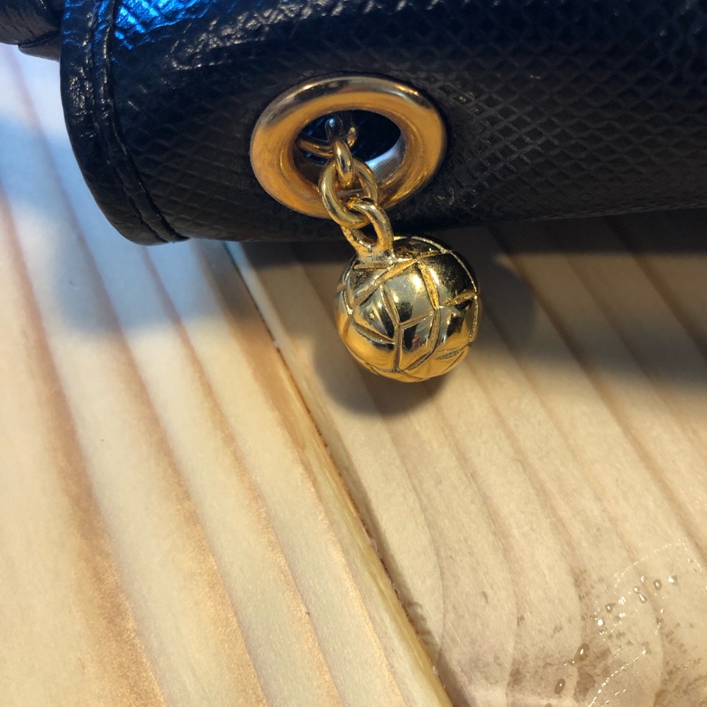Bottega Veneta Black Bucket Shoulder Bag - Picture 3 of 15